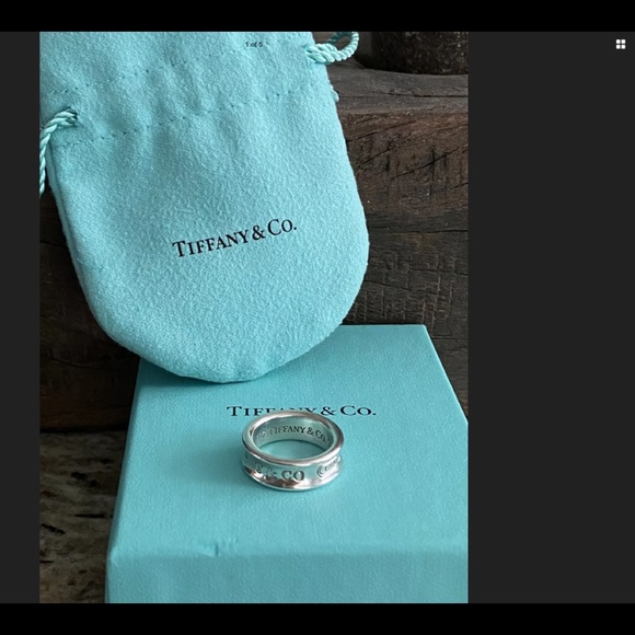 Tiffany & Co. Jewelry - Tiffany &Co Approximately size 7 EUC Sharp Classic